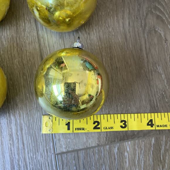Glass Christmas Ornaments Lot 7 | Box + 6 Yellow & 1 Red Vintage - Picture 13 of 15